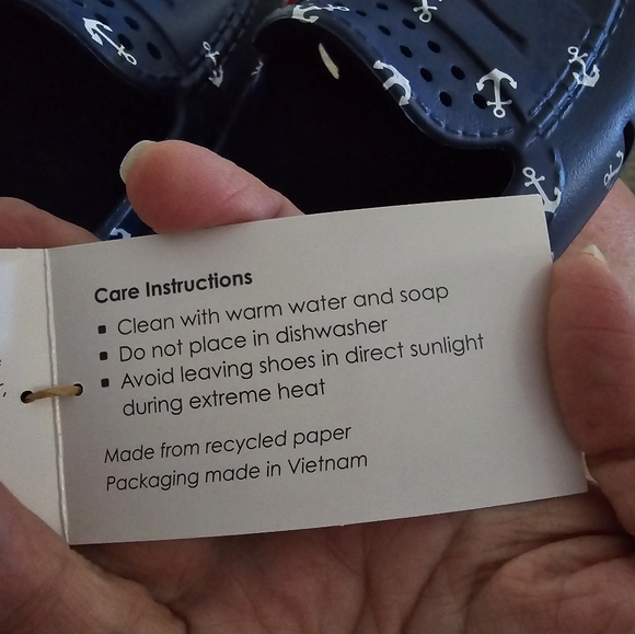 Floafers - Picture 4 of 8